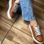 ZAPATILLA DAMA NATURAL (CAMEL)
